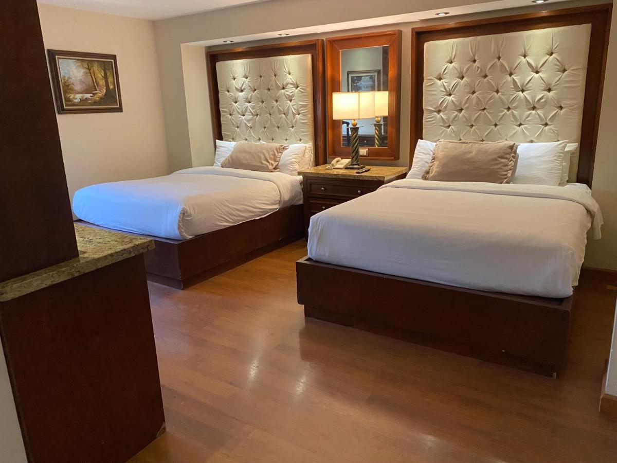 Rose Hotel
